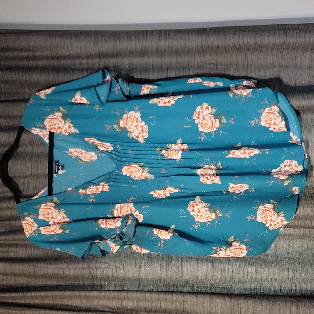 Torrid size 2 blouse